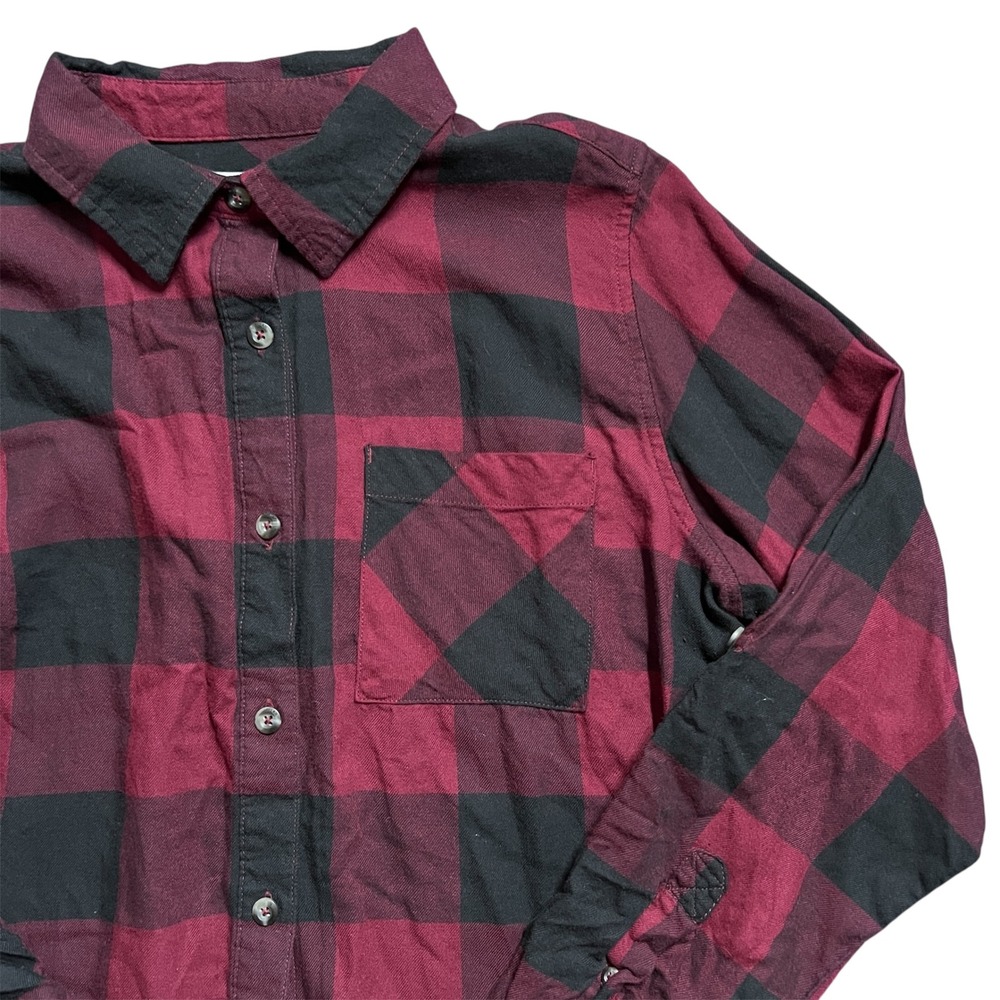 Magellan Outdoors Womens Flannel Shirt‎ Red Black Plaid Button Down Roll Tab M